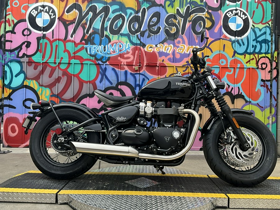 2023 Triumph BONNEVILLE BOBBER