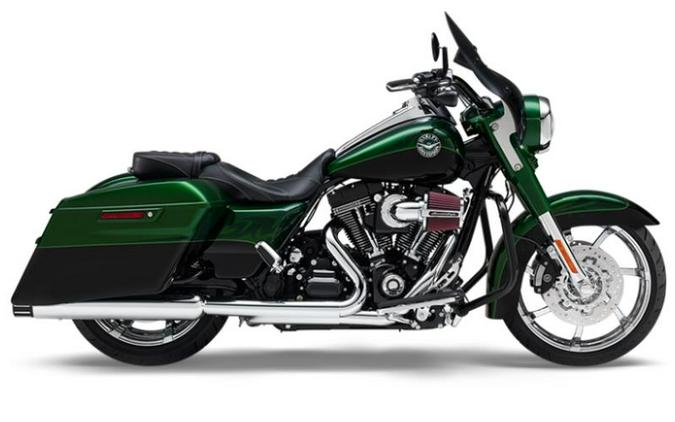 2014 Harley-Davidson® FLHRSE - CVO™ Road King®