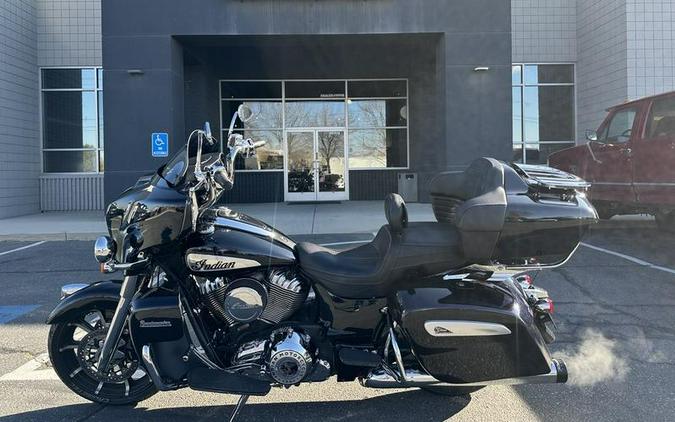 2021 Indian Motorcycle® Roadmaster® Limited Thunder Black Azure Crystal