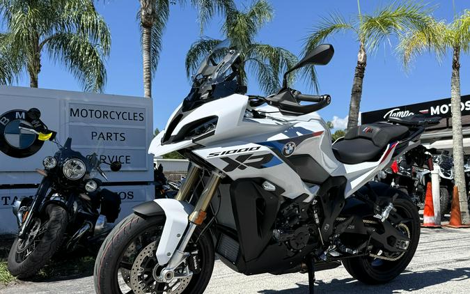 2026 BMW S 1000 XR
