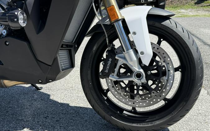 2026 BMW S 1000 XR