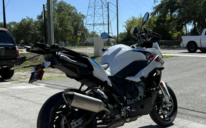 2026 BMW S 1000 XR