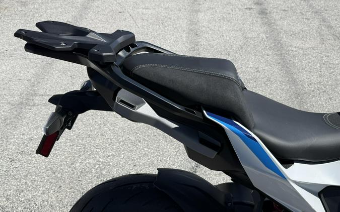 2026 BMW S 1000 XR