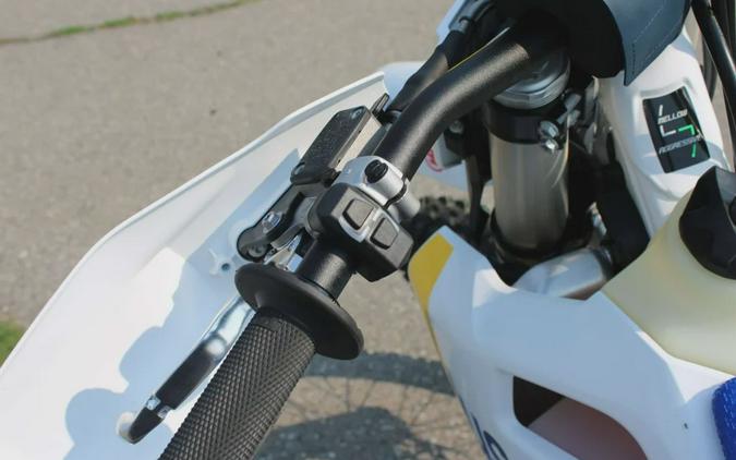 2027 HUSQVARNA TX 300