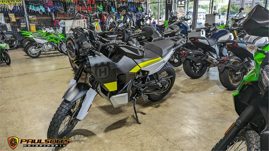 2023 Husqvarna Norden 901