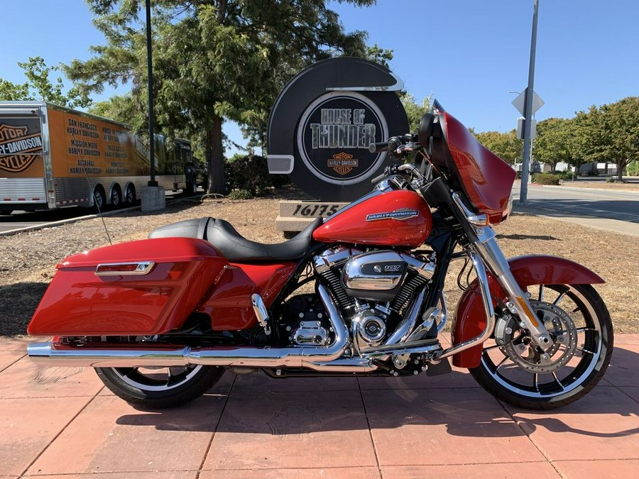 2023 Harley-Davidson® FLHX - Street Glide®