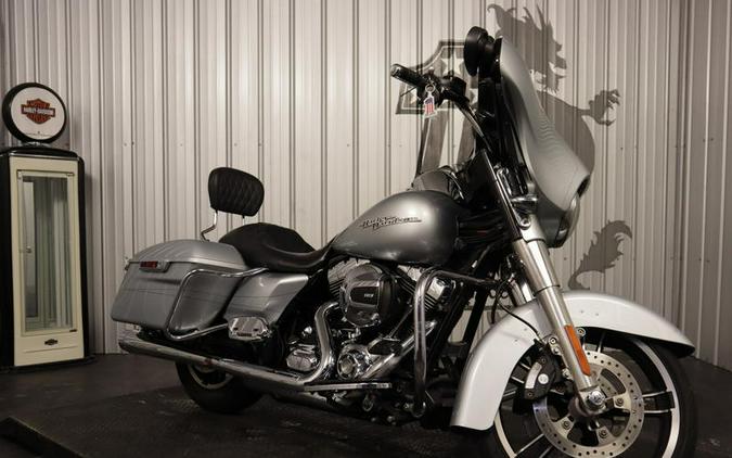 2015 Harley-Davidson® FLHXS - Street Glide® Special