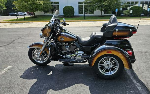 2024 Harley-Davidson Trike FLHTCUTG - Tri Glide Ultra