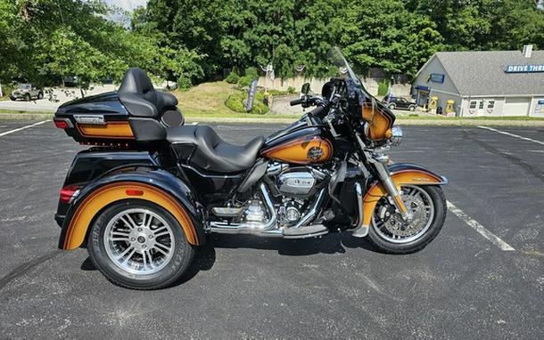 2024 Harley-Davidson Trike FLHTCUTG - Tri Glide Ultra