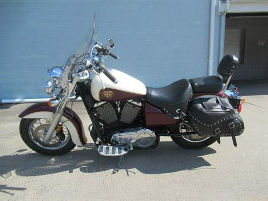 2001 Victory V92C Deluxe