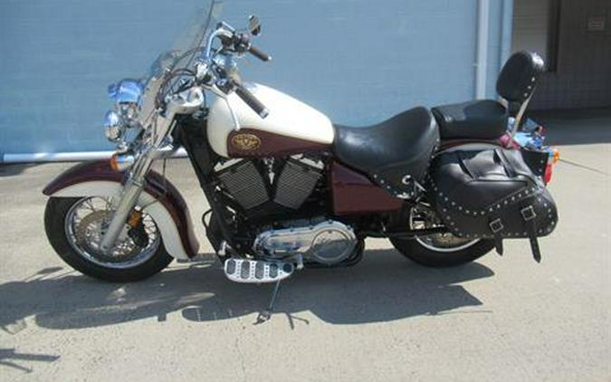 2001 Victory V92C Deluxe