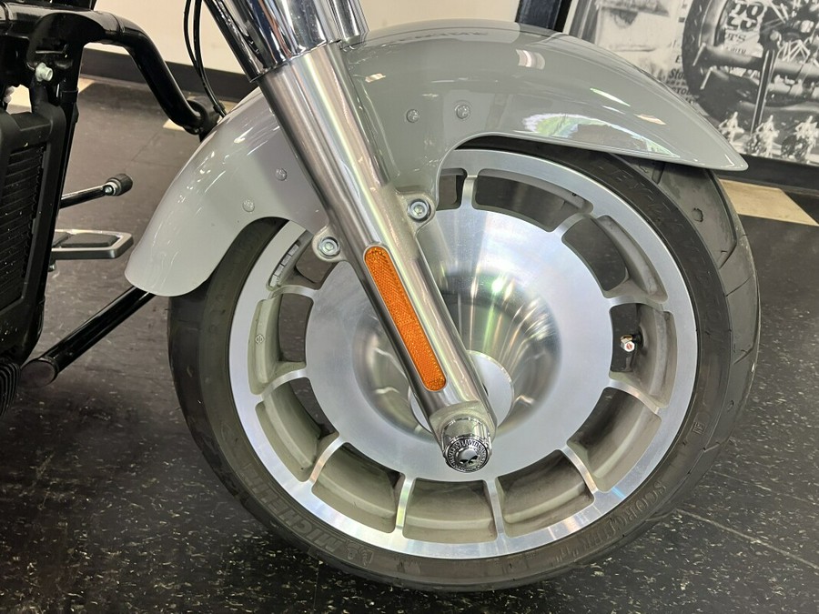 2024 Harley-Davidson® Fat Boy® 114 Billiard Gray FLFBS