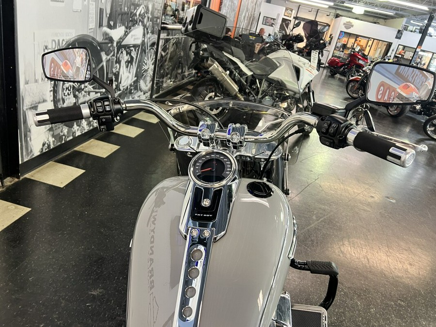 2024 Harley-Davidson® Fat Boy® 114 Billiard Gray FLFBS