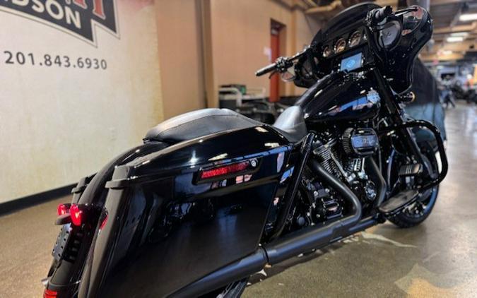 FLHXS 2021 Street Glide® Special