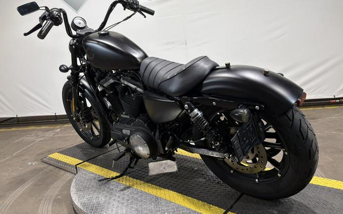 2022 Harley-Davidson Iron 883 Black Denim