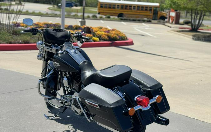 2016 Harley-Davidson Road King FLHR