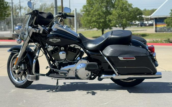 2016 Harley-Davidson Road King FLHR