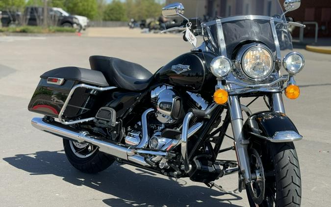 2016 Harley-Davidson Road King FLHR