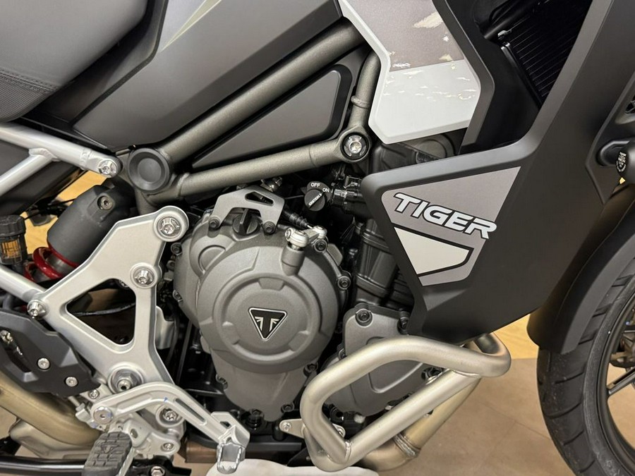 2025 Triumph Tiger 1200 GT Explorer Snowdonia White