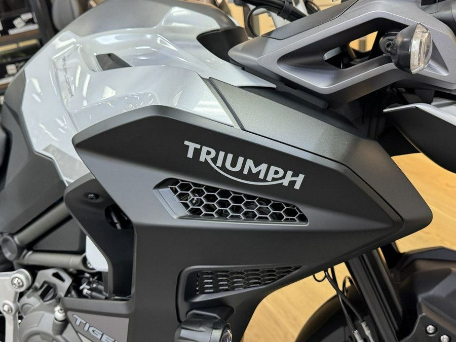 2025 Triumph Tiger 1200 GT Explorer Snowdonia White