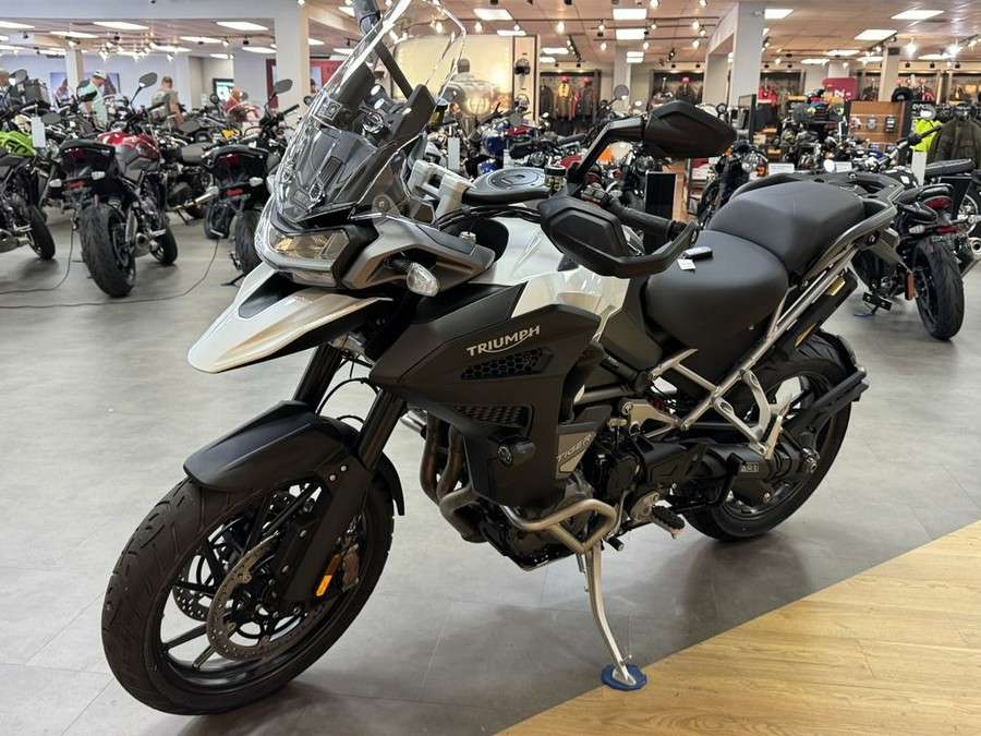 2025 Triumph Tiger 1200 GT Explorer Snowdonia White