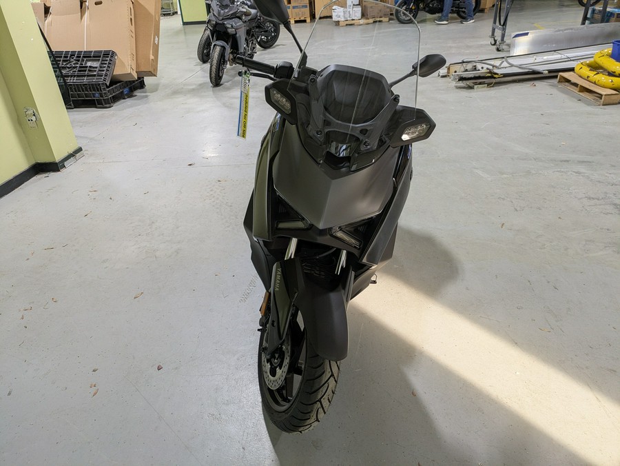 2025 Yamaha XMAX