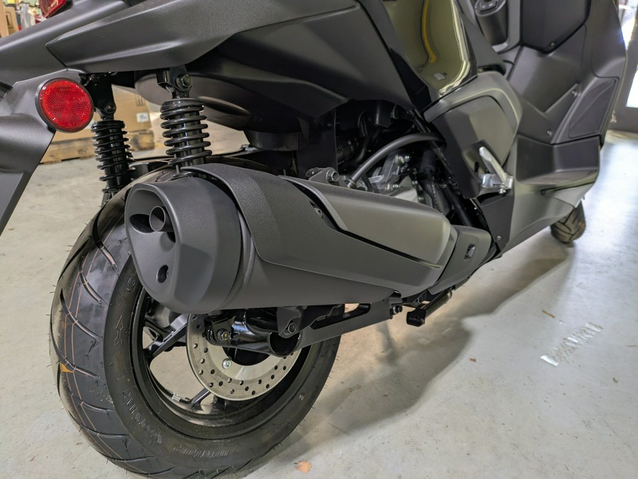 2025 Yamaha XMAX