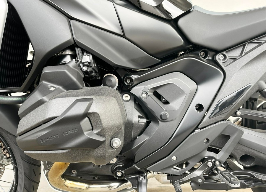 2025 BMW R1300GS