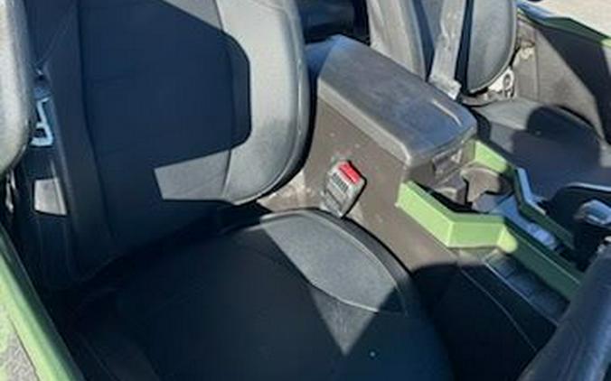 2021 Yamaha Wolverine RMAX4 1000 XT-R