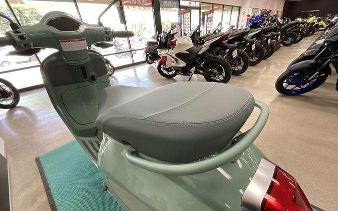 2026 Vespa Primavera 150 80th