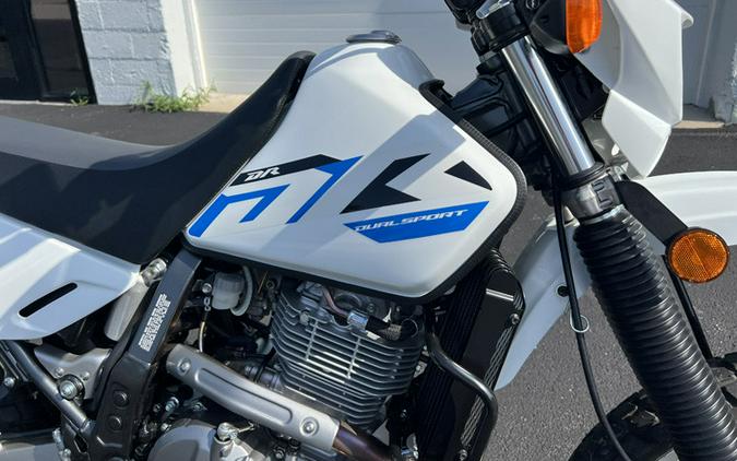 2026 DR650S - Suzuki