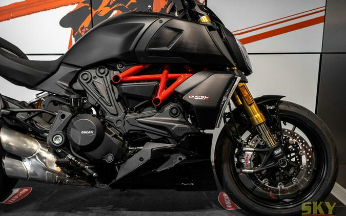 2022 Ducati Diavel 1260 S Total Black