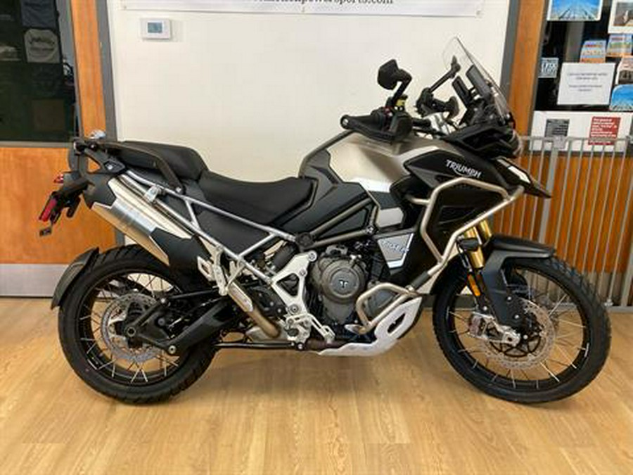 2025 Triumph Tiger 1200 Rally Explorer