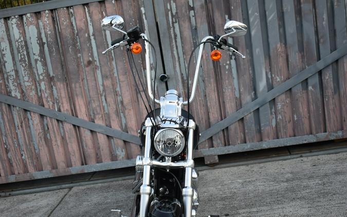 2015 Harley-Davidson® 1200 Custom XL1200C