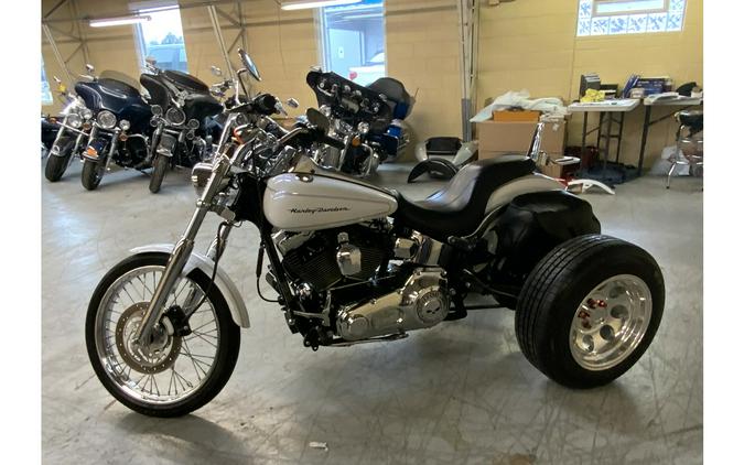 2004 Harley-Davidson® FXSTD DUCE TRIKE