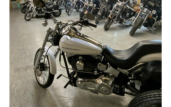 2004 Harley-Davidson® FXSTD DUCE TRIKE