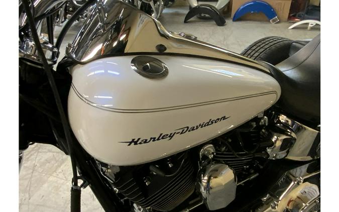 2004 Harley-Davidson® FXSTD DUCE TRIKE