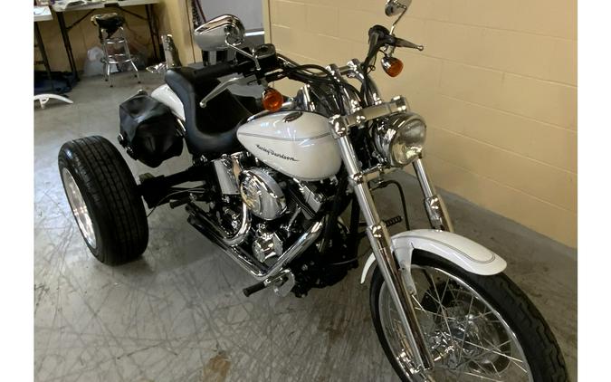2004 Harley-Davidson® FXSTD DUCE TRIKE
