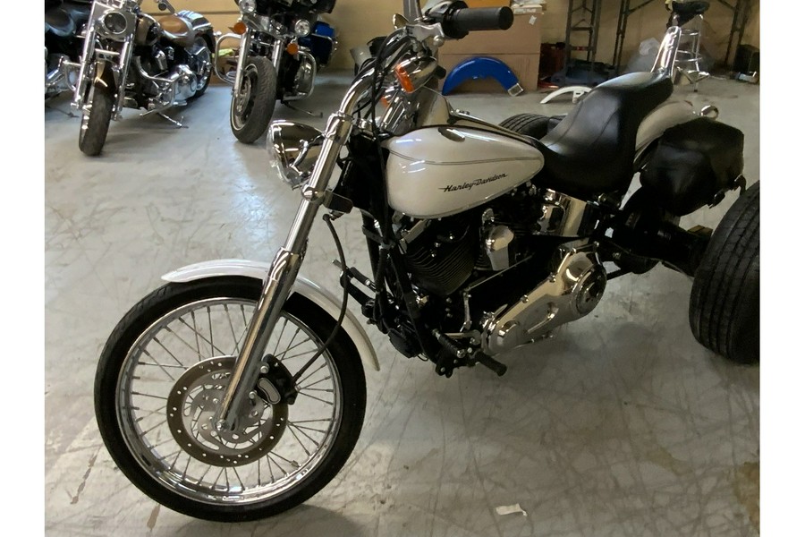 2004 Harley-Davidson® FXSTD DUCE TRIKE