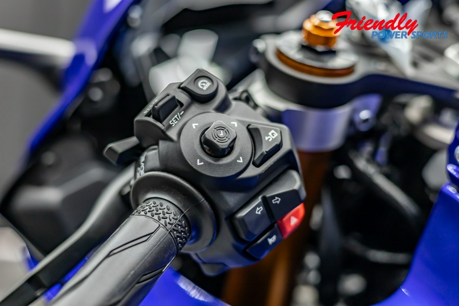 2026 YAMAHA YZF-R7