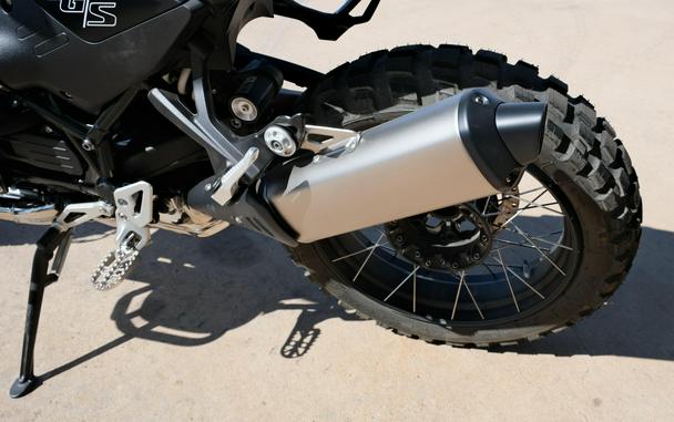 2026 BMW R12