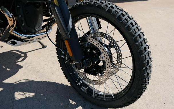 2026 BMW R12
