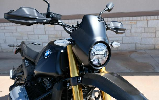 2026 BMW R12