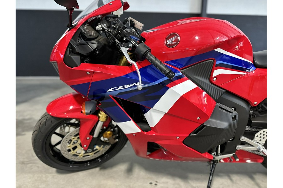 2024 Honda CBR600RR ABS