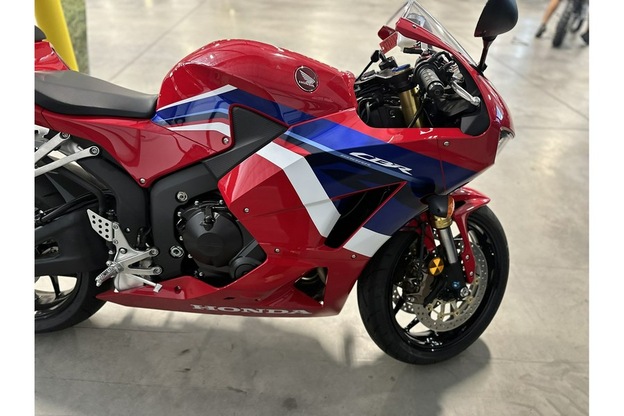 2024 Honda CBR600RR ABS