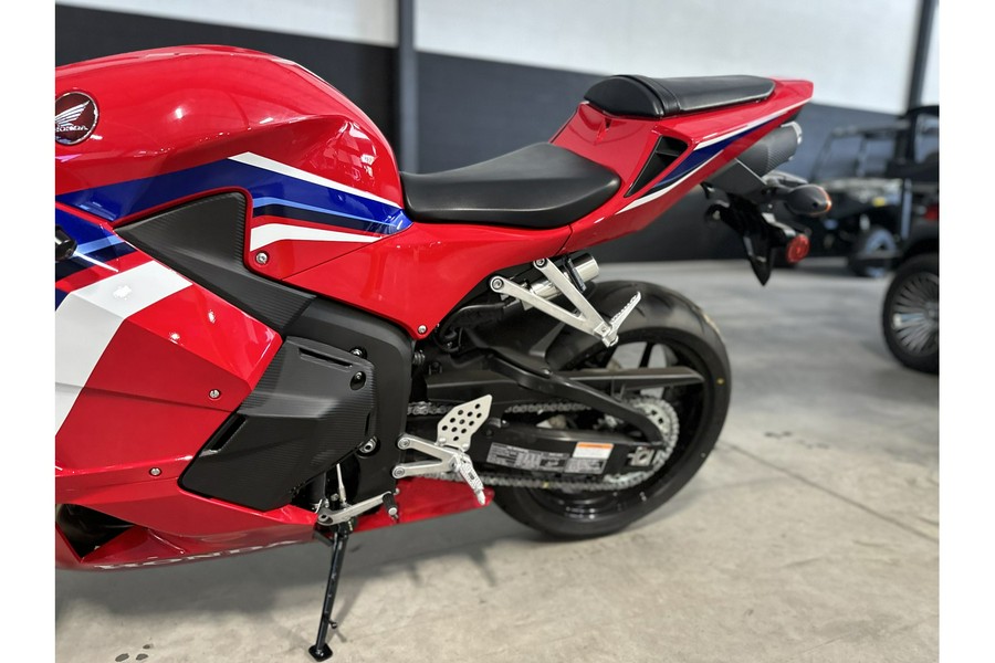 2024 Honda CBR600RR ABS