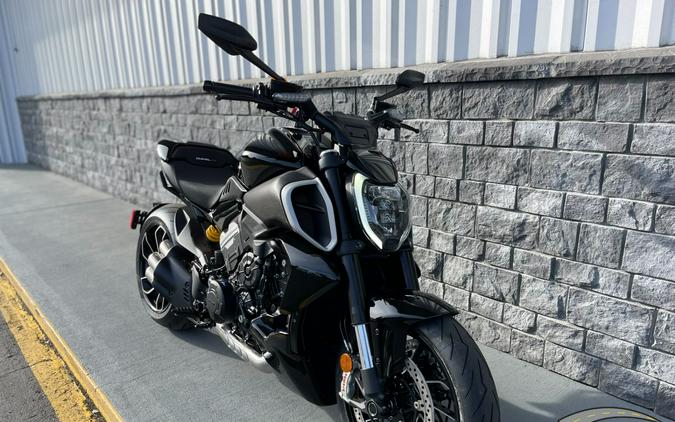 2023 Ducati Diavel V4