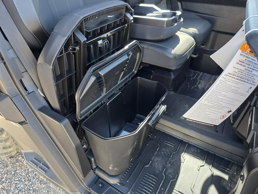 2026 Can-Am Defender Limited HD11