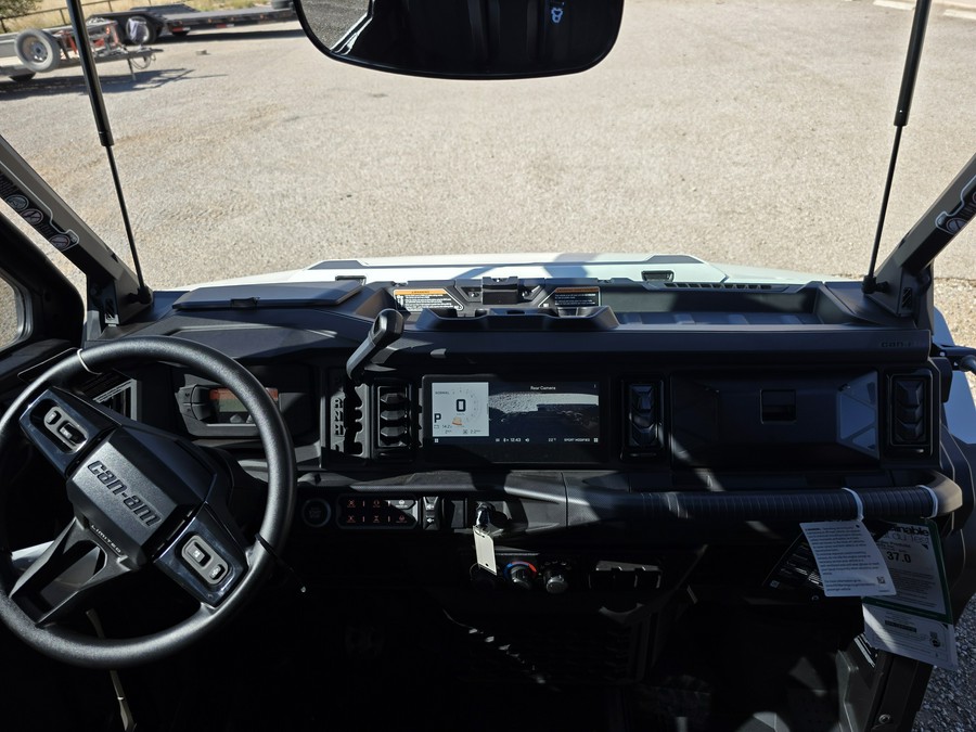 2026 Can-Am Defender Limited HD11