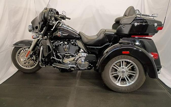 2023 Harley-Davidson® FLHTCUTG - Tri Glide® Ultra